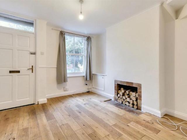 2 bedroom house to rent