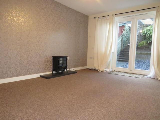 2 bedroom house to rent