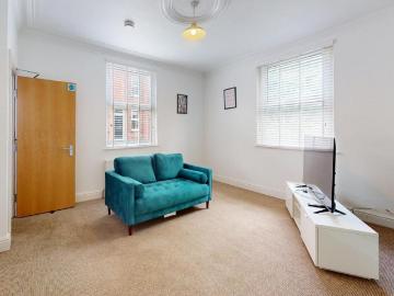 2 bedroom house to rent