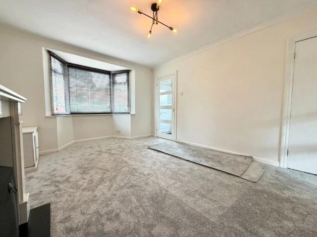 2 bedroom house to rent
