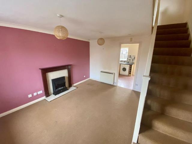 2 bedroom house to rent