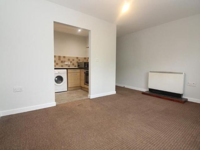 2 bedroom house to rent
