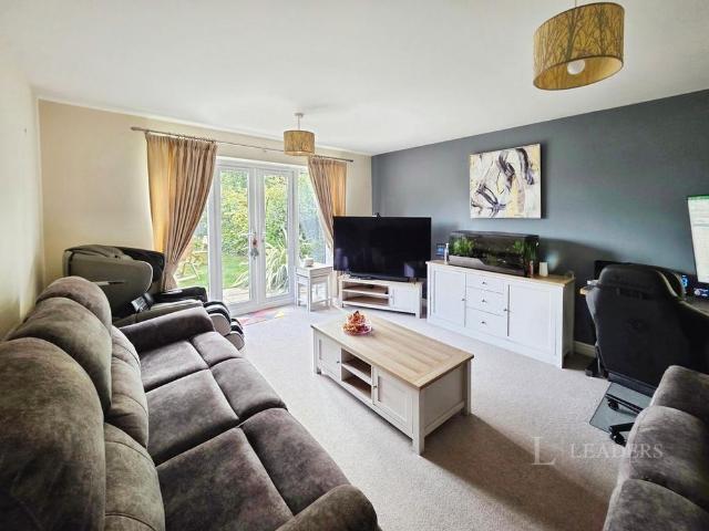 2 bedroom house to rent