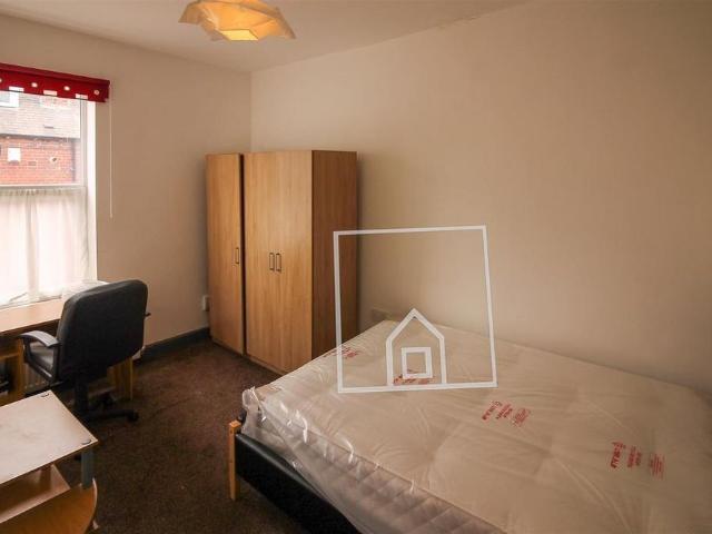 2 bedroom house to rent