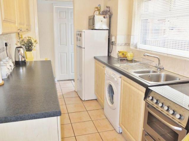 2 bedroom house to rent