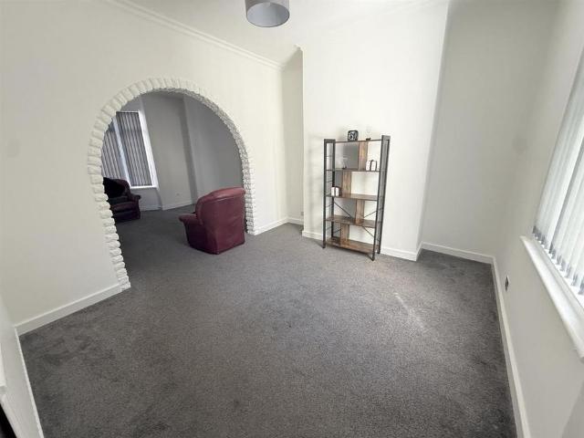 2 bedroom house to rent