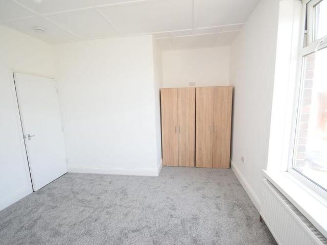 2 bedroom house to rent