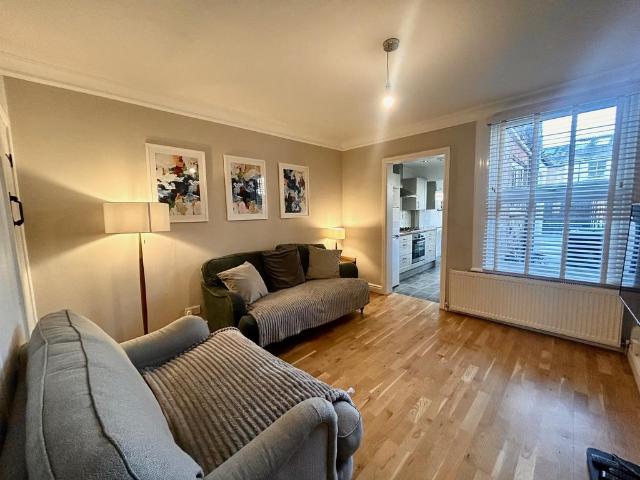 2 bedroom house to rent