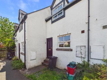 Powys county, Wales - Garden, Equipped kitchen