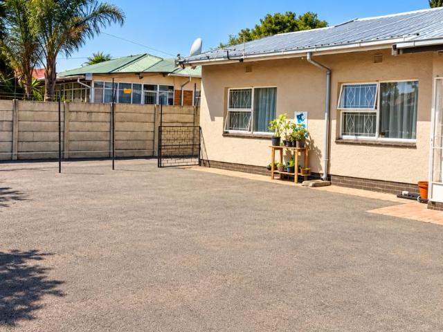 2 Bedroom House to Rent