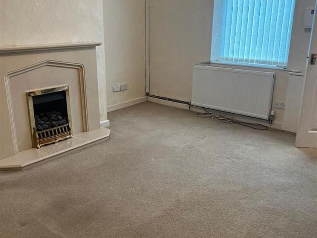 2 bedroom house to rent