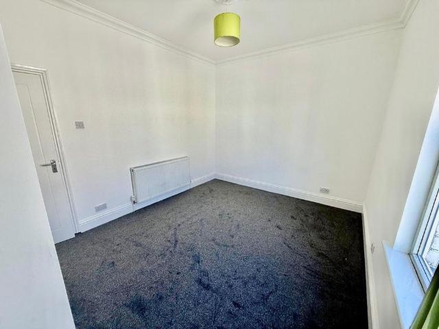 2 bedroom house to rent