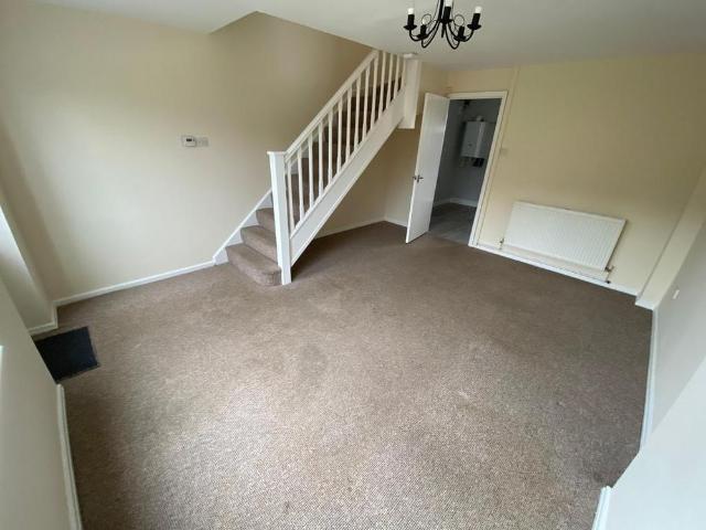 2 bedroom house to rent