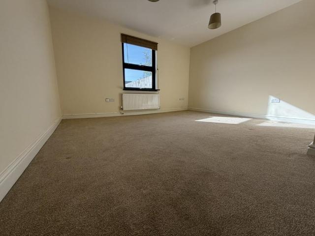2 bedroom cottage to rent