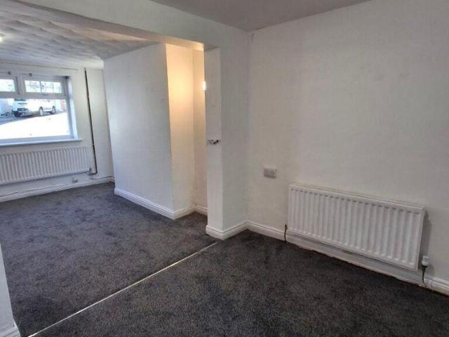 2 bedroom house to rent