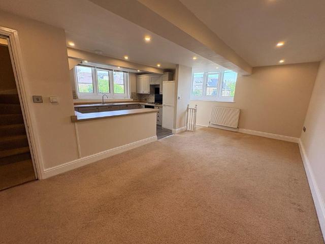 2 bedroom house to rent