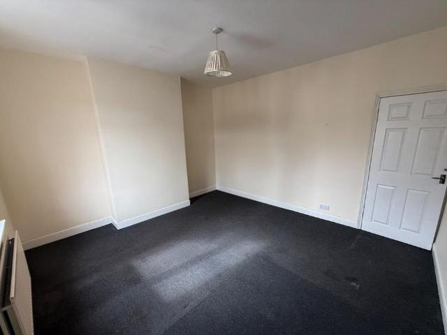 2 bedroom house to rent