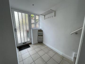 2 bedroom house to rent