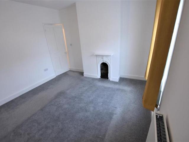 2 bedroom house to rent