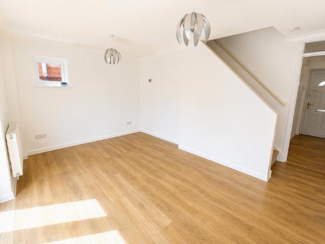 2 bedroom house to rent