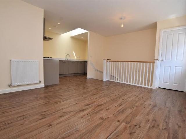 2 bedroom house to rent