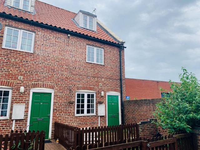 2 bedroom house to rent