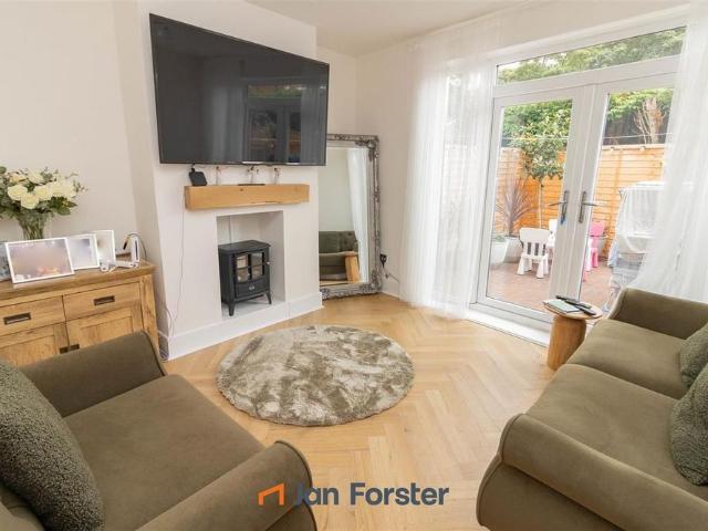 2 bedroom house to rent