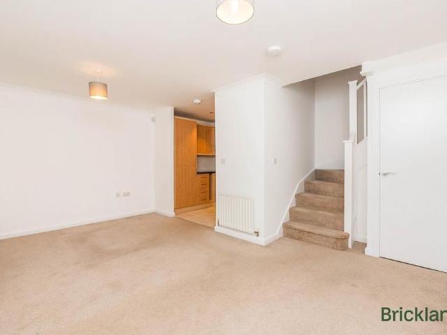 2 bedroom house to rent