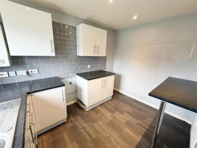2 bedroom house to rent
