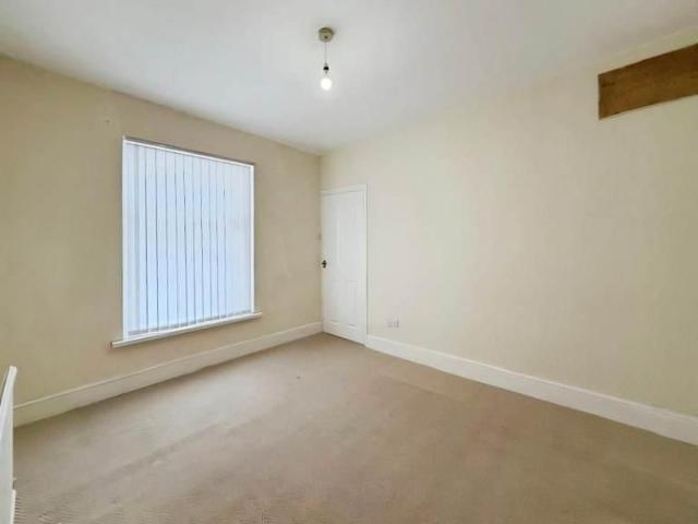 2 bedroom house to rent