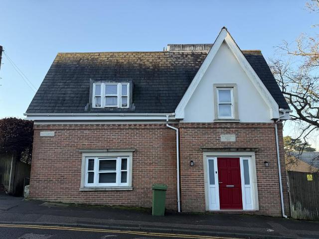 2 bedroom house to rent