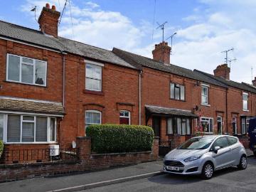 2 bedroom house to rent