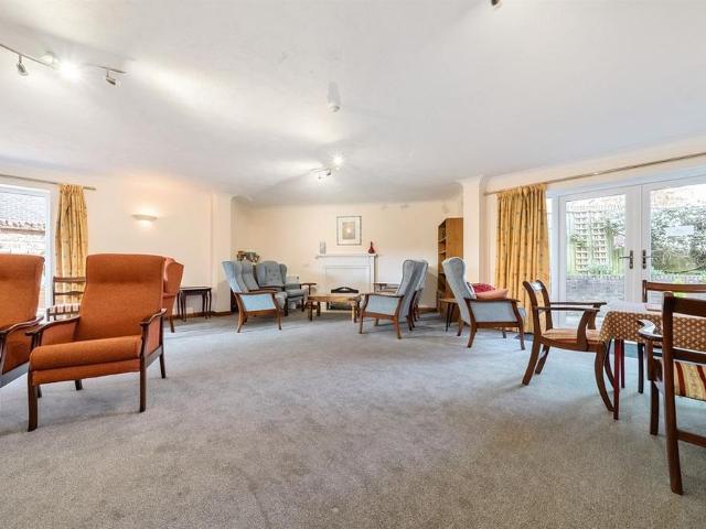 2 bedroom house to rent