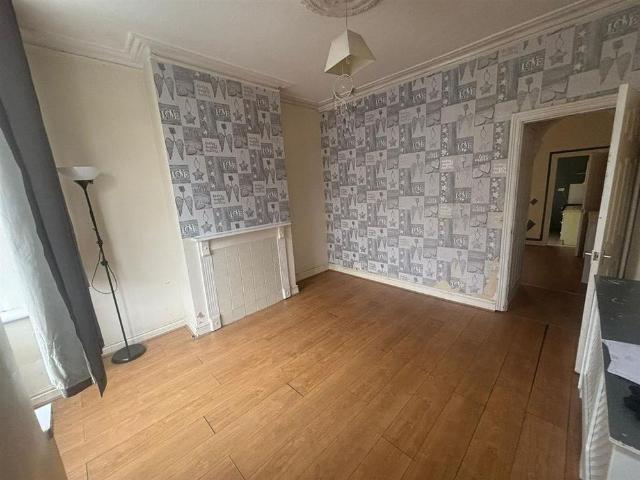 2 bedroom house to rent
