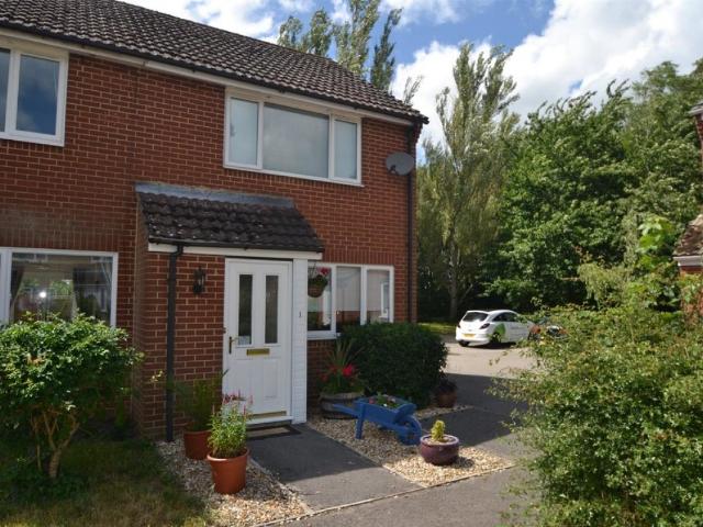2 bedroom House To Rent
