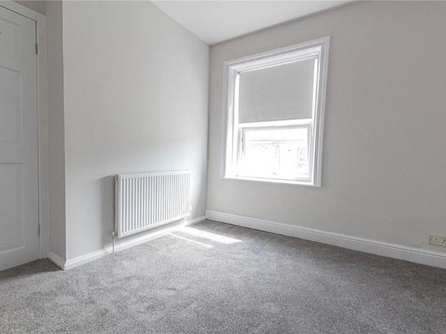 2 bedroom house to rent