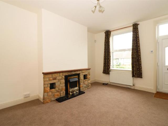 2 bedroom house to rent