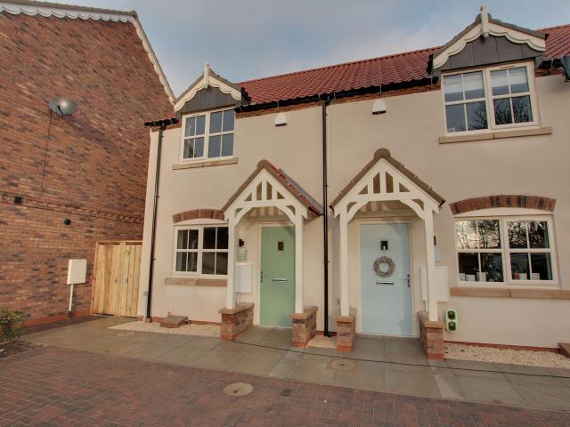 2 bedroom house to rent