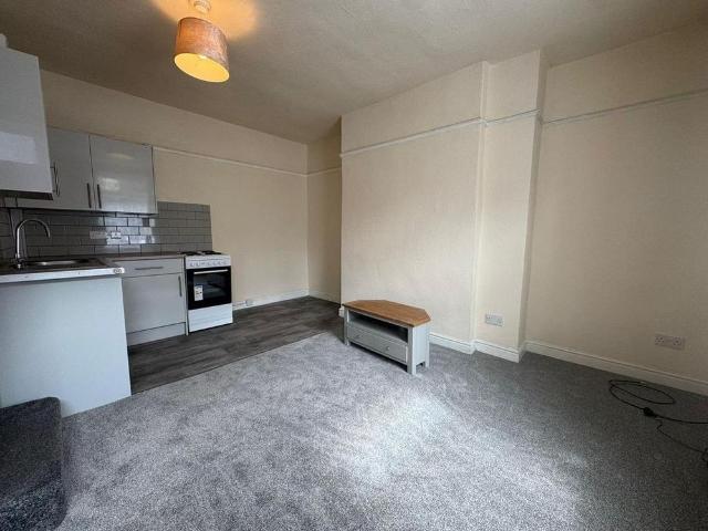 2 bedroom house to rent