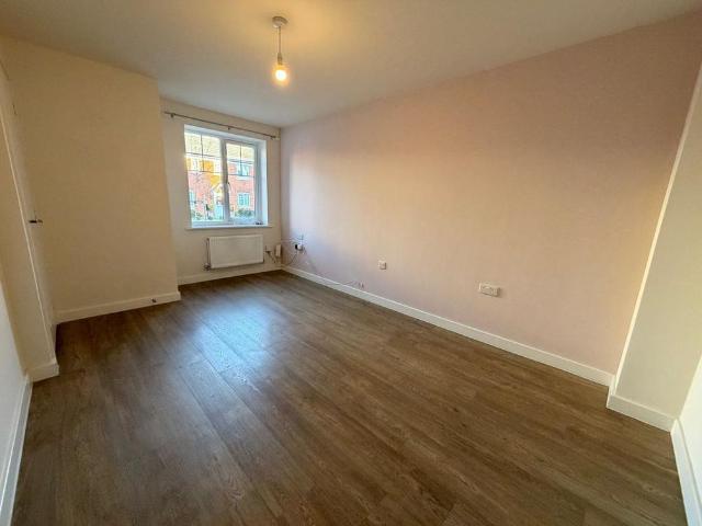 2 bedroom house to rent