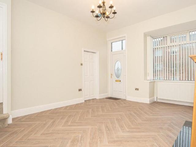2 bedroom house to rent
