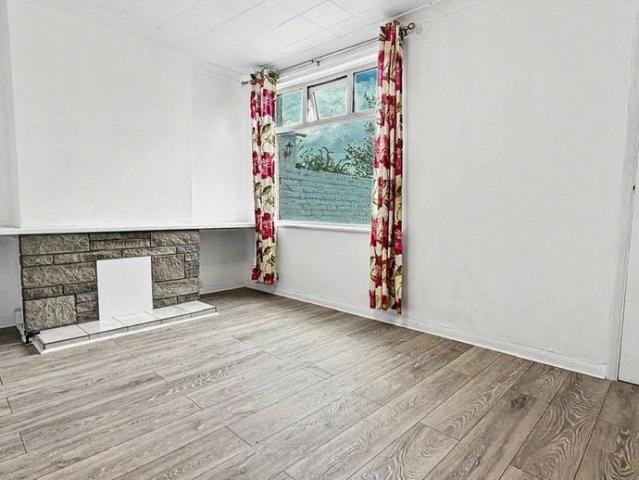 2 bedroom house to rent