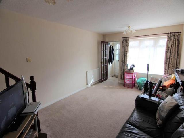 2 bedroom house to rent