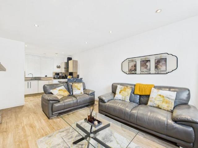 2 bedroom house to rent