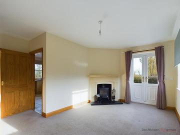 2 bedroom house to rent