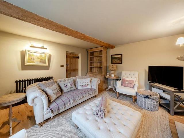 2 bedroom house to rent