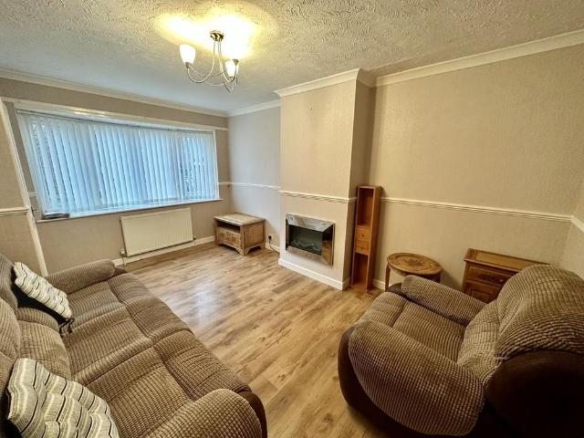 2 bedroom house to rent