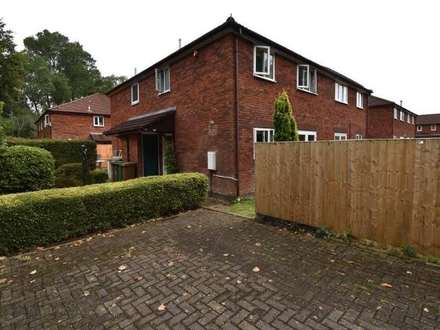 2 bedroom house to rent