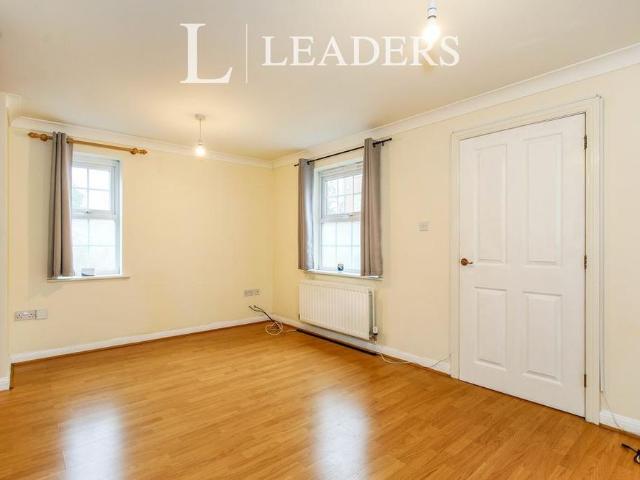 2 bedroom house to rent