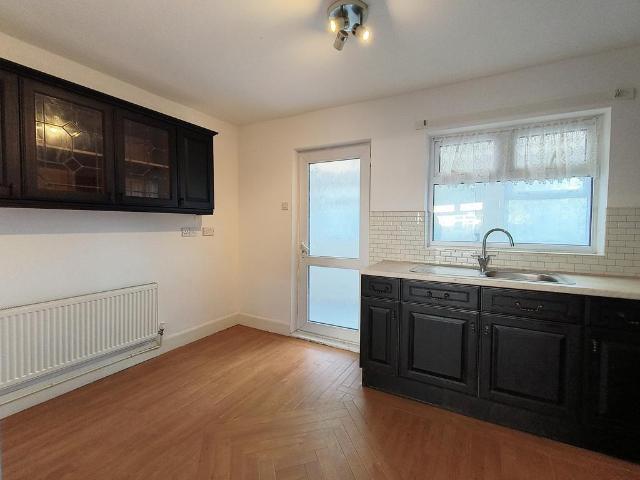 2 bedroom house to rent